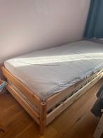 UTÅKER Stapelbaar bed met 2 matrassen, Huis en Inrichting, Slaapkamer | Bedden, Ophalen, Gebruikt, Eenpersoons, Beige