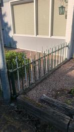 Oud Frans gesmeed hekwerk 8,5 meter lang, Tuin en Terras, Ophalen, Gebruikt, IJzer