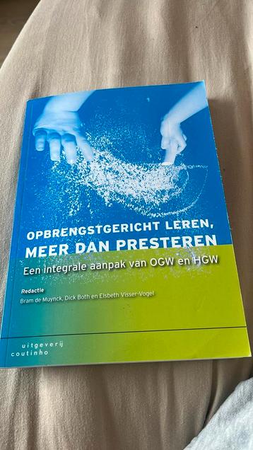 Opbrengstgericht leren, meer dan presteren beschikbaar voor biedingen