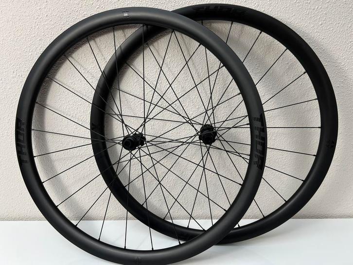 THOR Gravel Wielset, DTSwiss180, 24mm breed, 35mm hoog., Fietsen en Brommers, Fietsonderdelen, Zo goed als nieuw, Racefiets, Wiel