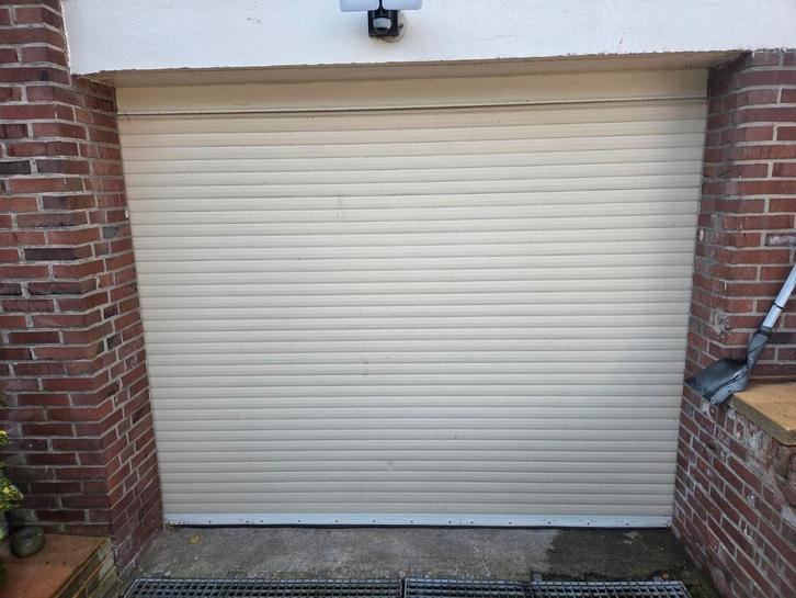Elektrische Garagedeur - Roldeur, Doe-het-zelf en Verbouw, Rolluiken, Gebruikt, 200 cm of meer, 200 cm of meer, Crème of Beige