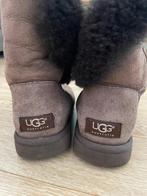 Donkerbruine UGGs Bailey Button | Maat 39, UGG, Bruin, Snowboots, Ophalen of Verzenden