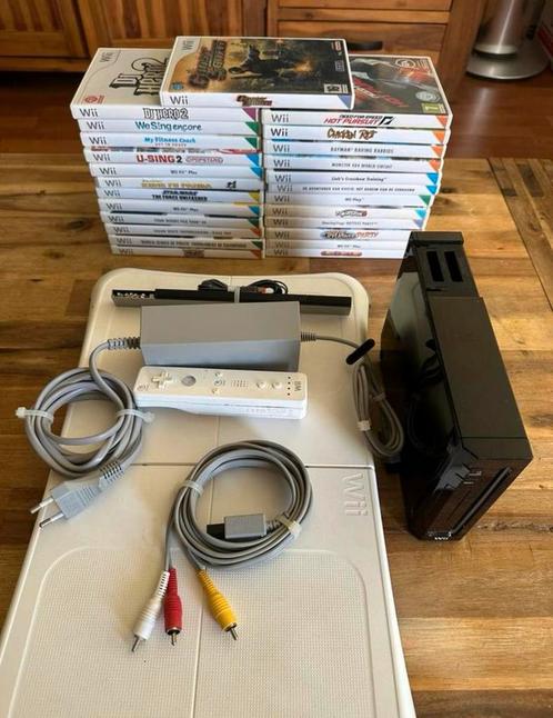 Nintendo Wii met 25 games en Balance Bord, Spelcomputers en Games, Spelcomputers | Nintendo Wii, Met games, Met Balance Board