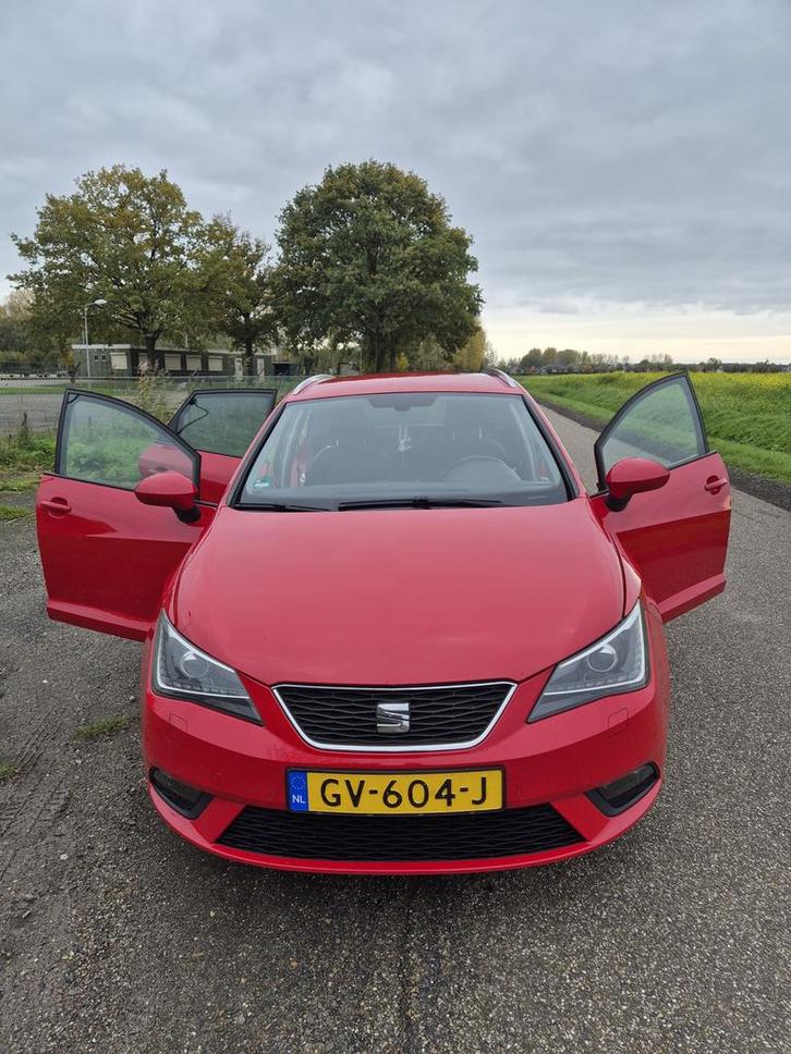 Seat Ibiza 1.0 TSI 70KW ST 2015 Rood, Auto's, Seat, Particulier, Ibiza, Airbags, Airconditioning, Android Auto, Apple Carplay