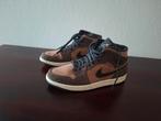 Nike Air Jordan 1 Mid SE Dark Chocolate 45.5  45 1/2, Ophalen of Verzenden, Zo goed als nieuw, Overige kleuren