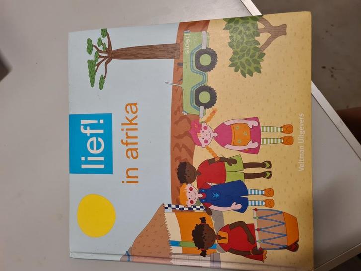 Lief! in Afrika, Boeken, Kinderboeken | Jeugd | onder 10 jaar, Zo goed als nieuw, Sprookjes, Ophalen of Verzenden