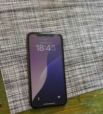 iPhone 11 zwart 128gb beschikbaar voor biedingen