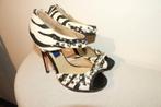 Jimmy Choo X H&M sandalen zebra motief met studs Nieuw 36, Verzenden, Zwart, Nieuw, Sandalen of Muiltjes