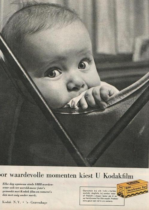 retro reclame 1959 Kodak fotofilm heel schattige baby, Verzamelen, Retro, Overige typen, Ophalen of Verzenden