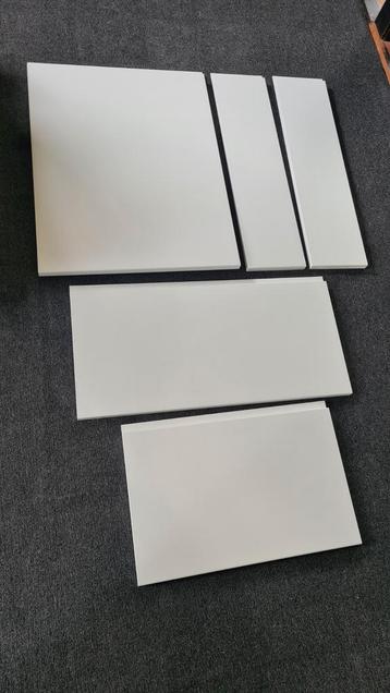 Ikea Voxtorp mat wit deuren / ladefronten