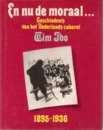 En nu de moraal - Geschiedenis van het Nederlands cabaret, Boeken, Kunst en Cultuur | Dans en Theater, Ophalen of Verzenden, Zo goed als nieuw