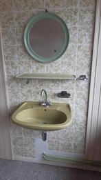 Gratis 2 groene retro wasbakken, Huis en Inrichting, Badkamer | Badkamermeubels, Ophalen, Zo goed als nieuw