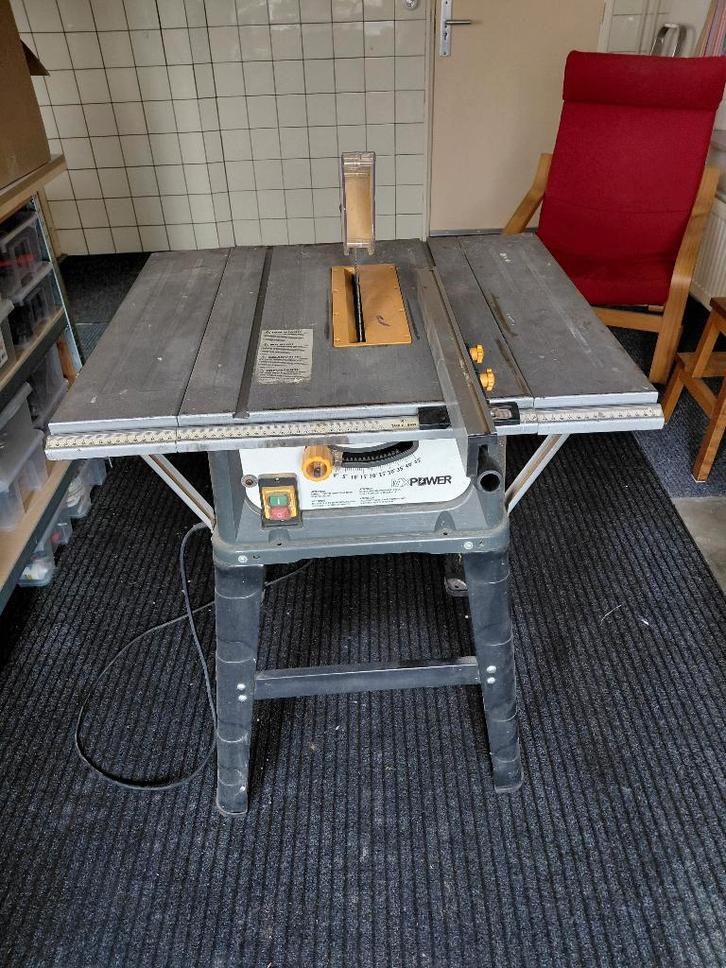 zaagtafel, Doe-het-zelf en Verbouw, Gereedschap | Zaagmachines, Gebruikt, Cirkelzaag, 1200 watt of meer, 70 mm of meer, Ophalen