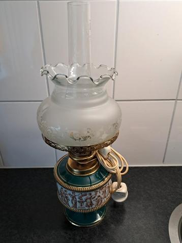 Oude Tafellamp - Werkt Prima! beschikbaar voor biedingen