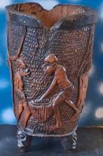 Afrikaanse vijzel, gesneden uit hardhout. 36 cm. *Zie tekst, Antiek en Kunst, Ophalen