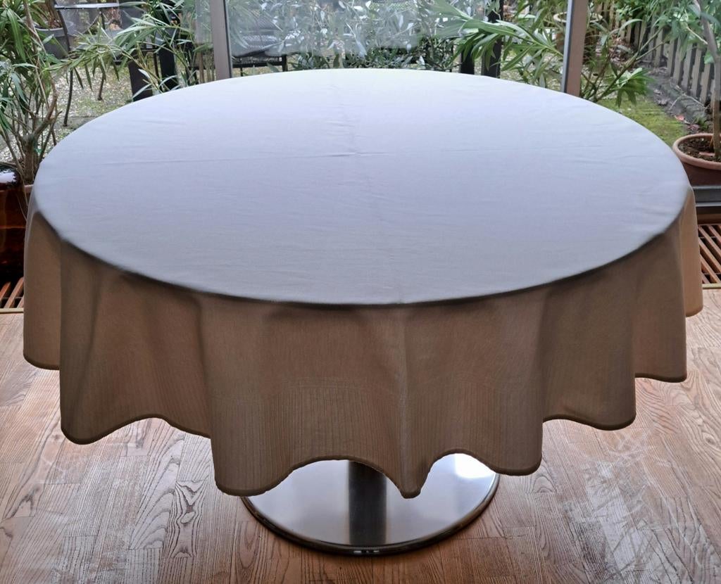 Wedgwood tafelkleed, rond, doorsnee 180cm., roomwit., Ophalen of Verzenden, Nieuw