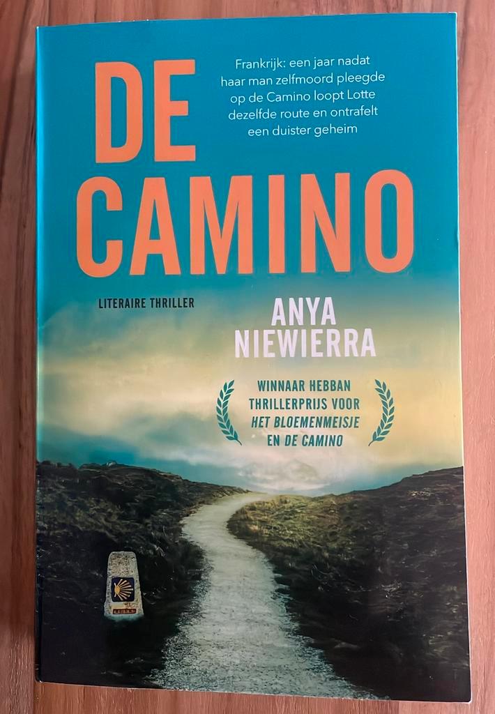 De camino - Anya Niewierra, Boeken, Thrillers, Zo goed als nieuw, Nederland, Verzenden
