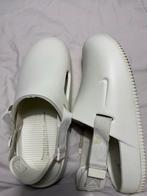 Nike Crocs Wit Maat 45 - Zomer & Winter, Ophalen of Verzenden, Zo goed als nieuw, Wit, Slippers