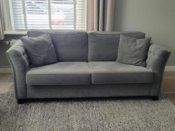 Zitbank / 2.5 zits bank landelijk grijs met capitons beschikbaar voor biedingen