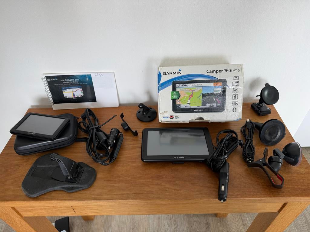 Twee Garmin navigatiesystemen, Ophalen of Verzenden, Gebruikt