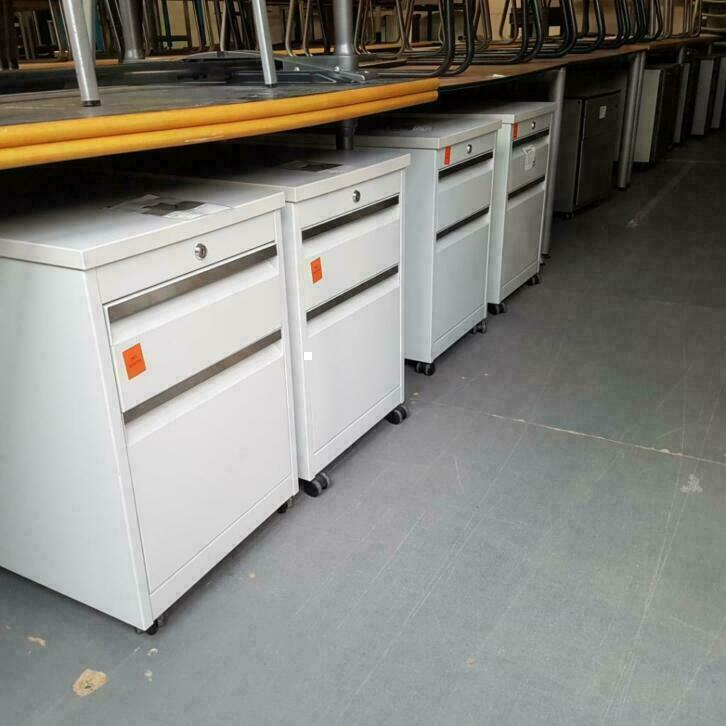 Diverse professionele stalen bureau laden kasten ladeblokken, Gebruikt, 5 laden of meer, Ophalen of Verzenden, Minder dan 100 cm