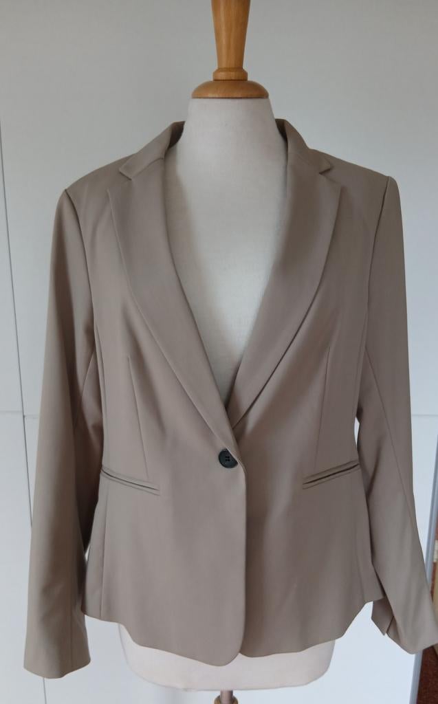 Dames blazer beige maat 38 / 40., Kleding | Dames, Maat 38/40 (M), H&M, Beige, Ophalen of Verzenden