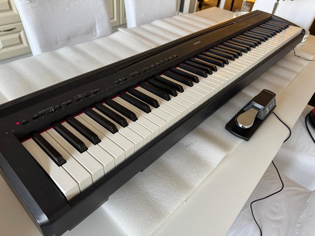 Yamaha P-95 Digitale stage piano, Muziek en Instrumenten, Piano's, Ophalen, Gebruikt, Zwart, Digitaal