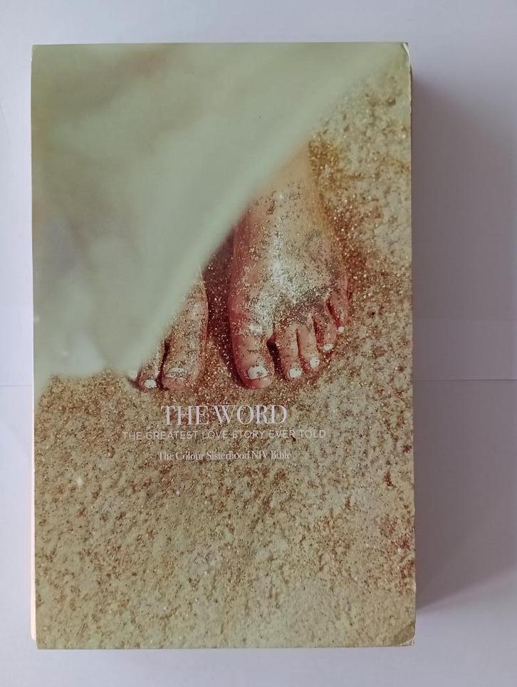 The  Word  The Colour Sisterhood NIV Bible Grand Rapids 2011, Boeken, Godsdienst en Theologie, Zo goed als nieuw, Christendom | Protestants