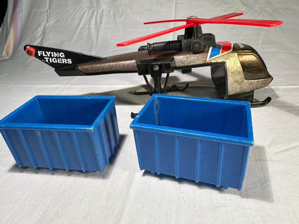 Tonka Helicopter met ladingcontainers 29 bij 9 bij10 cm., Ophalen of Verzenden, Gebruikt