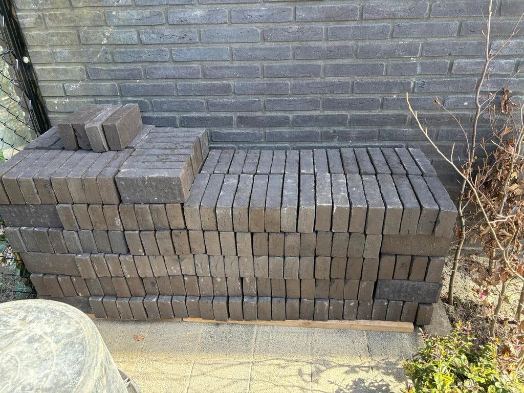 300 gebakken zwarte metsel stenen waalformaat, Doe-het-zelf en Verbouw, Metselstenen, Ophalen, Nieuw, Bakstenen