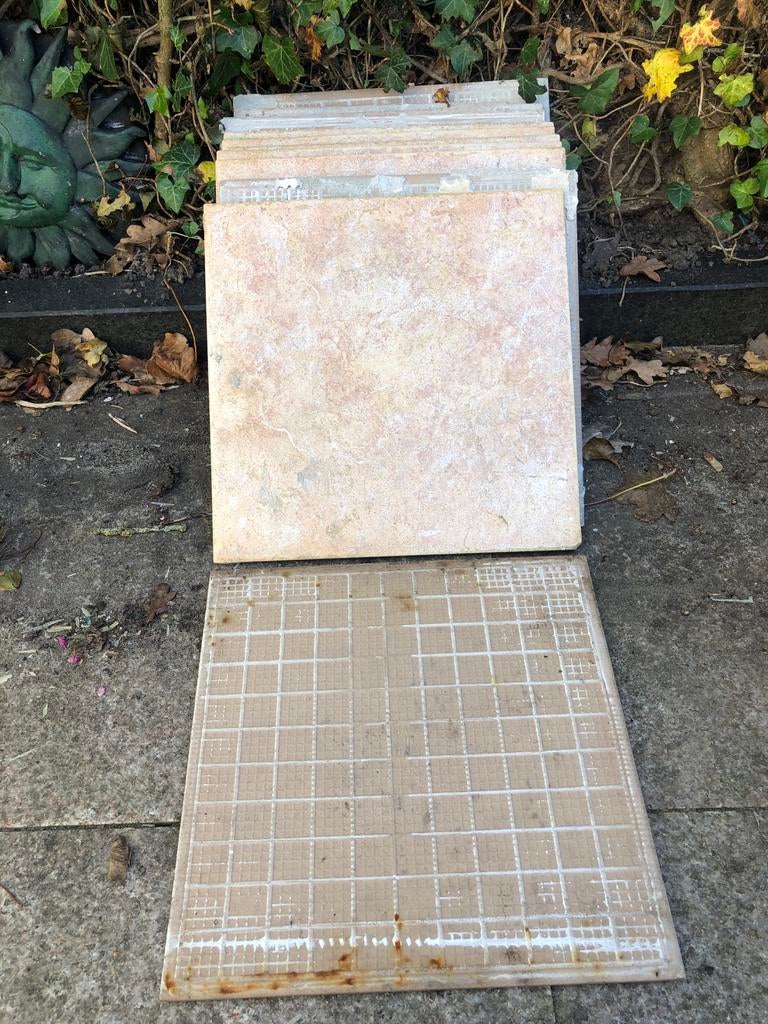 14 tegels 32x32 cm, Ophalen, Gebruikt, Keramiek, Minder dan 5 m²