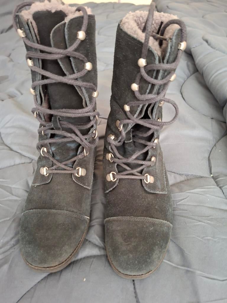 Elegante UGG maat 37, UGG, Ophalen of Verzenden, Laarzen, Zo goed als nieuw