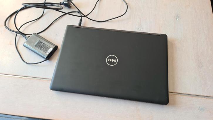 Dell Latitude 5580, Computers en Software, Windows Laptops, Gebruikt, 15 inch, SSD, 2 tot 3 Ghz, 8 GB, Qwerty, Ophalen of Verzenden
