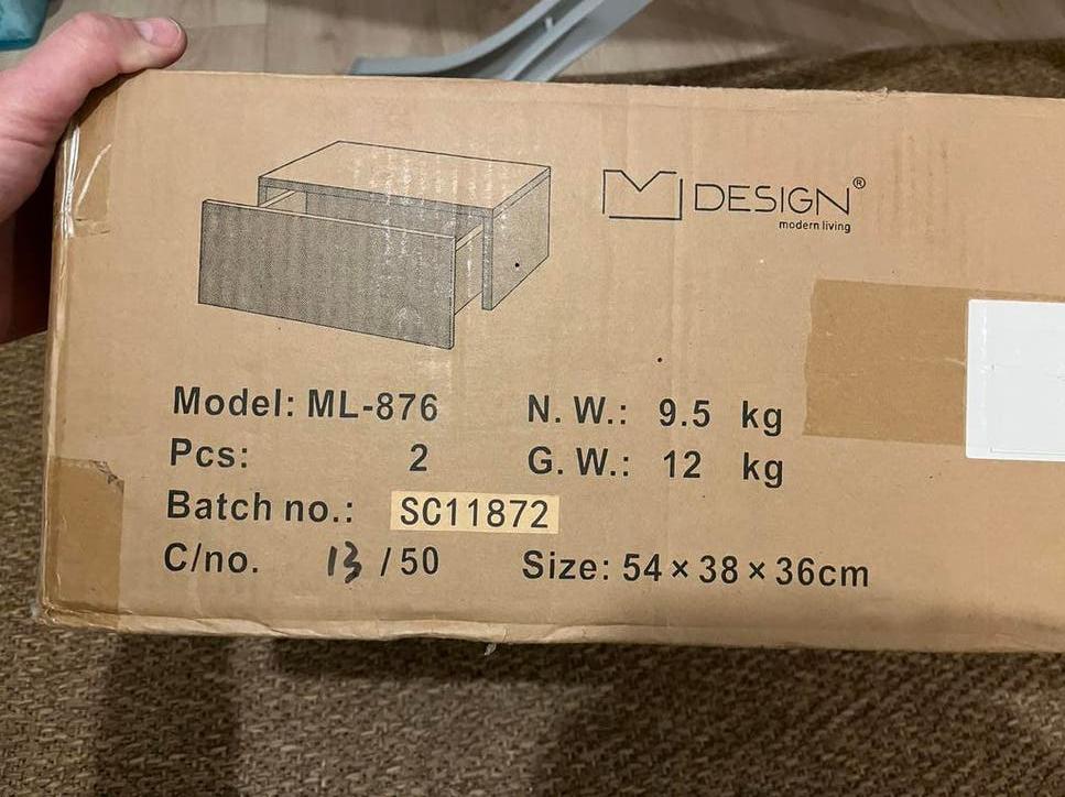 Nieuwe zwarte hangende nachtkastjes met lade, Huis en Inrichting, Slaapkamer | Nachtkastjes, Ophalen, Zo goed als nieuw, Minder dan 45 cm
