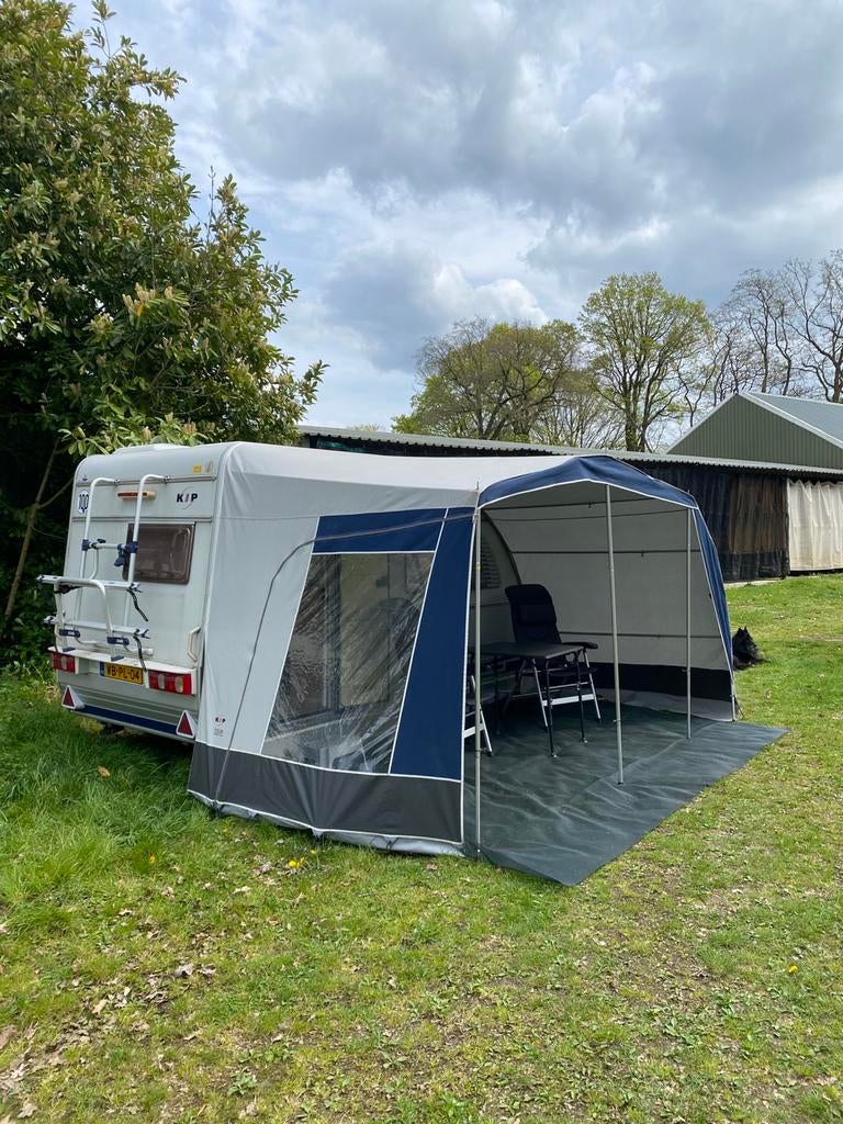 Kip Kompact Special 37 EKV 2001, Caravans en Kamperen, Rondzit, Tot en met 2, Particulier, Lengtebed