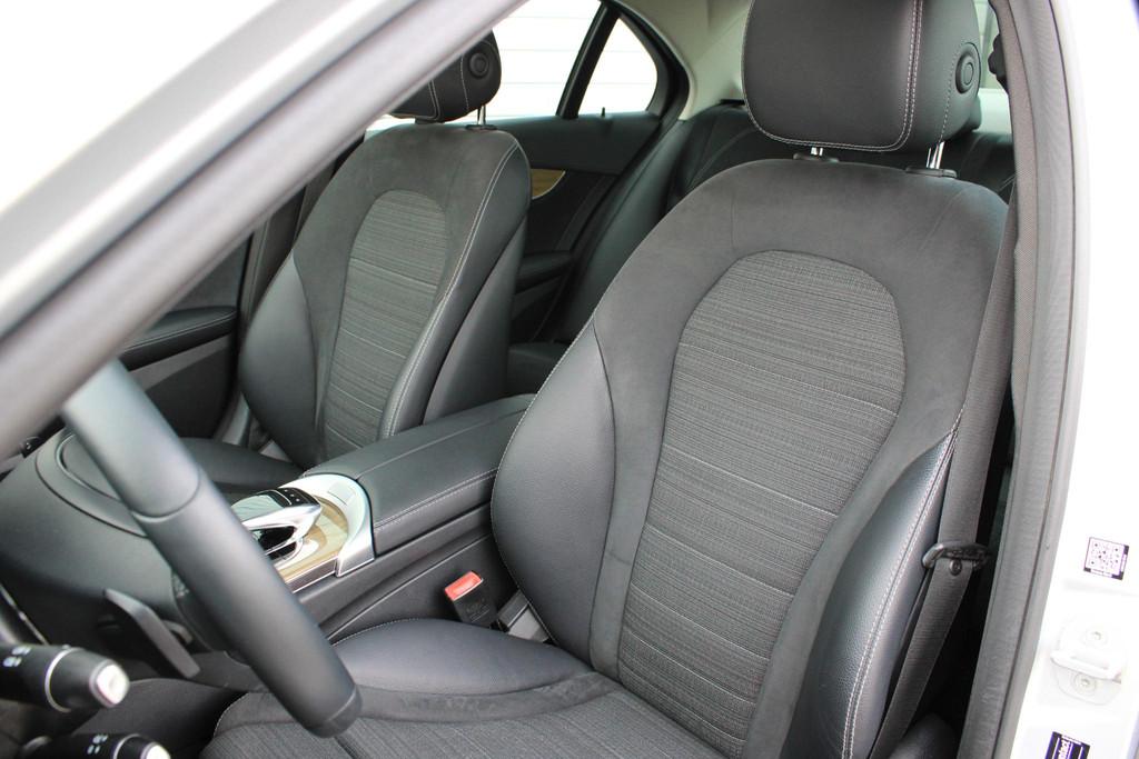 Mercedes-Benz C-Klasse 180 Aut Schuifdak | Stoelverwarming |, Auto's, Mercedes-Benz, Automaat, 1595 cc, Bedrijf, Sedan