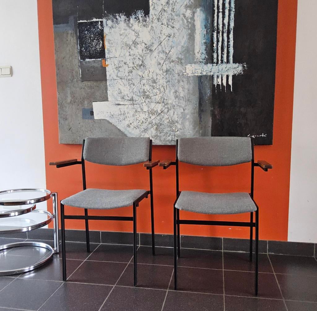 Vintage eetkamerstoelen Gijs van der Sluis 2 stuks, Ophalen of Verzenden, Zo goed als nieuw, Zwart