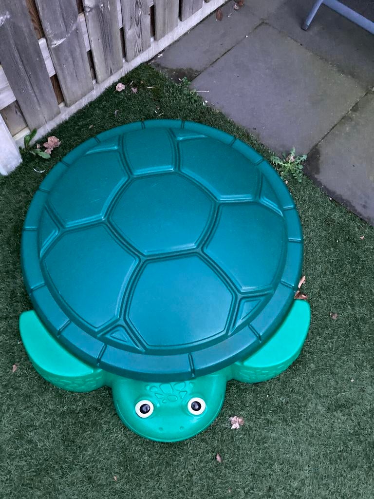 Little Tikes Schildpad Zandbak met Deksel, Kinderen en Baby's, Ophalen, Gebruikt