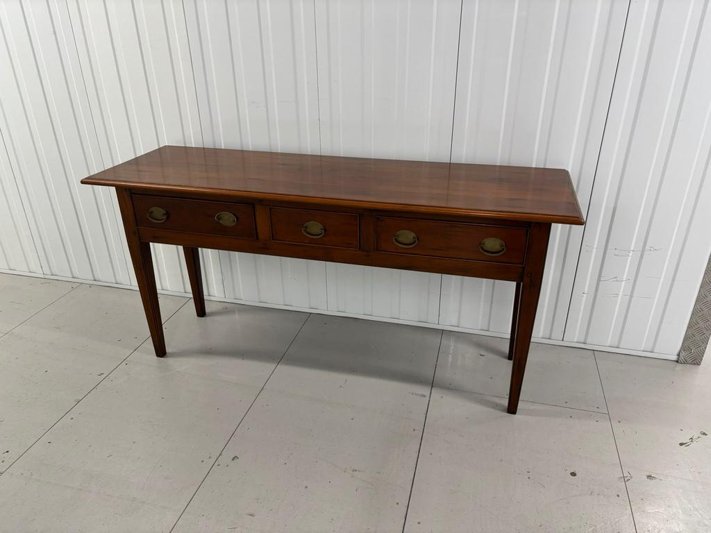 Massief houten sidetable, Ophalen, 100 tot 150 cm, Zo goed als nieuw, 25 tot 50 cm