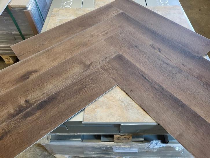 Opruiming: 15 m2 Pvc Klik Vloer Visgraat (Nieuw), Huis en Inrichting, Stoffering | Vloerbedekking, Nieuw, Laminaat, 75 m² of meer