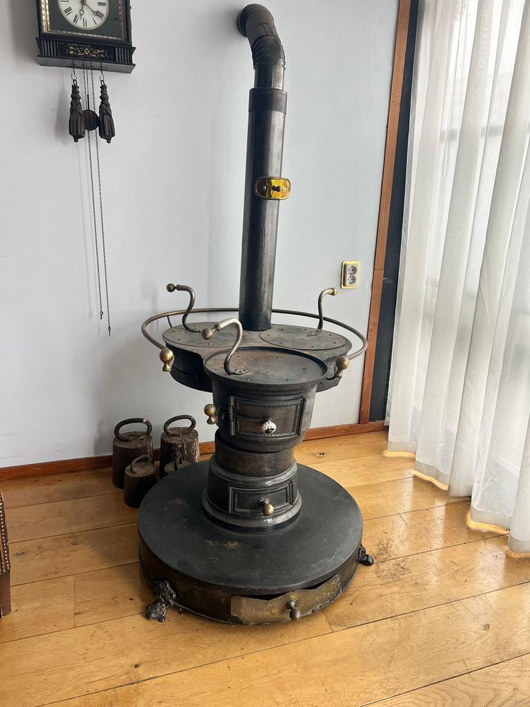 Antieke Staphorst kachel met papieren, Ophalen, Gebruikt, Overige brandstoffen, Vrijstaand