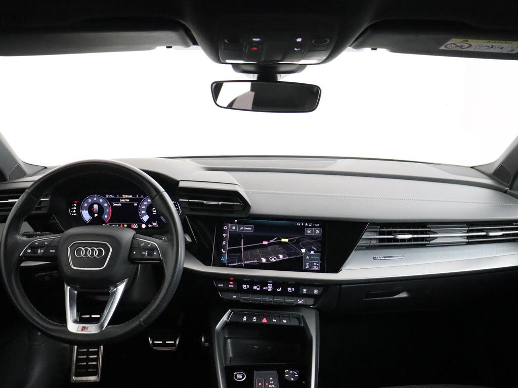 Audi A3 Sportback 35 TFSI S edition | ACC | Achteruitrijcame, 4 cilinders, 150 pk, Leder en Stof, Wit