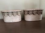 Set van 2 decoratieve bloempotten met bladmotief, Overige materialen, Gebruikt, Rond, Binnen