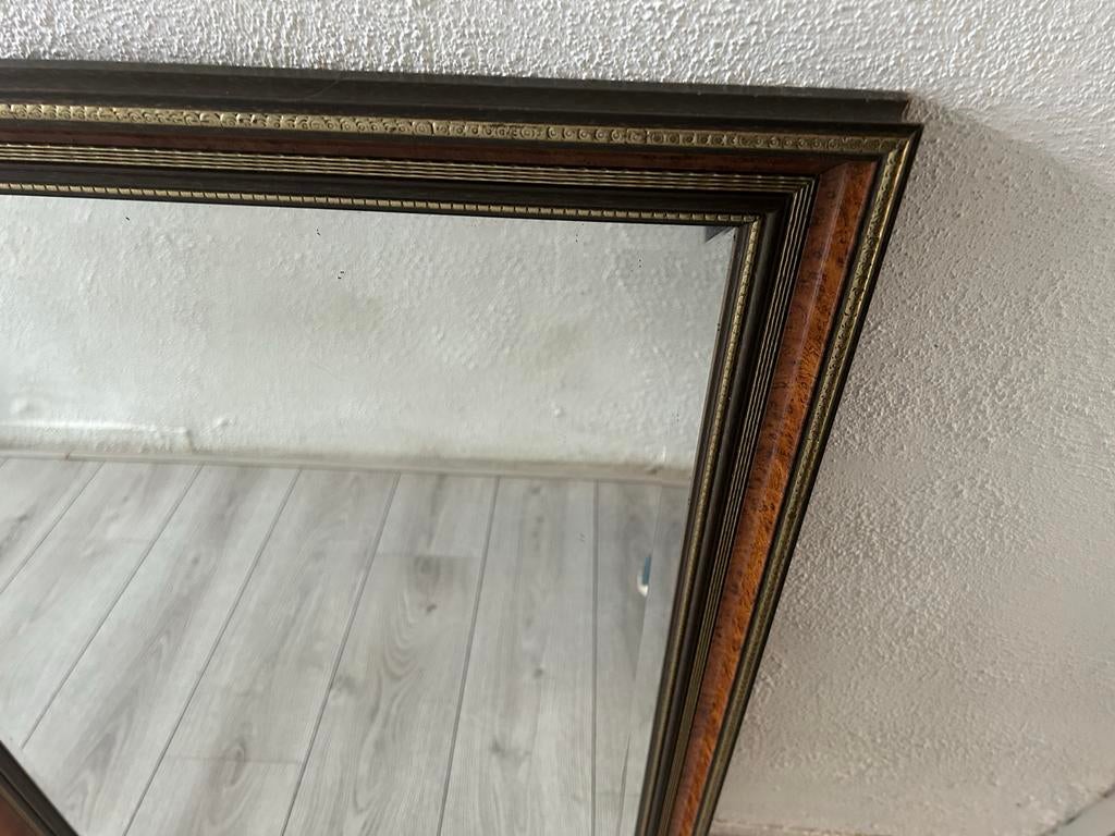 Fraaie Klassieke spiegel in notenhouten lijst, Ophalen, Rechthoekig, 50 tot 100 cm, Minder dan 100 cm