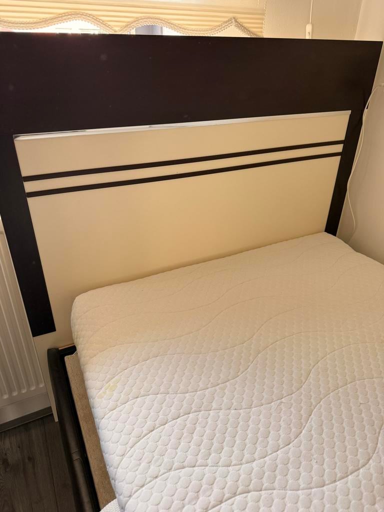 Eenpersoons bed met opbergruimte, bruin/beige, Ophalen, Eenpersoons, Bruin, 200 cm