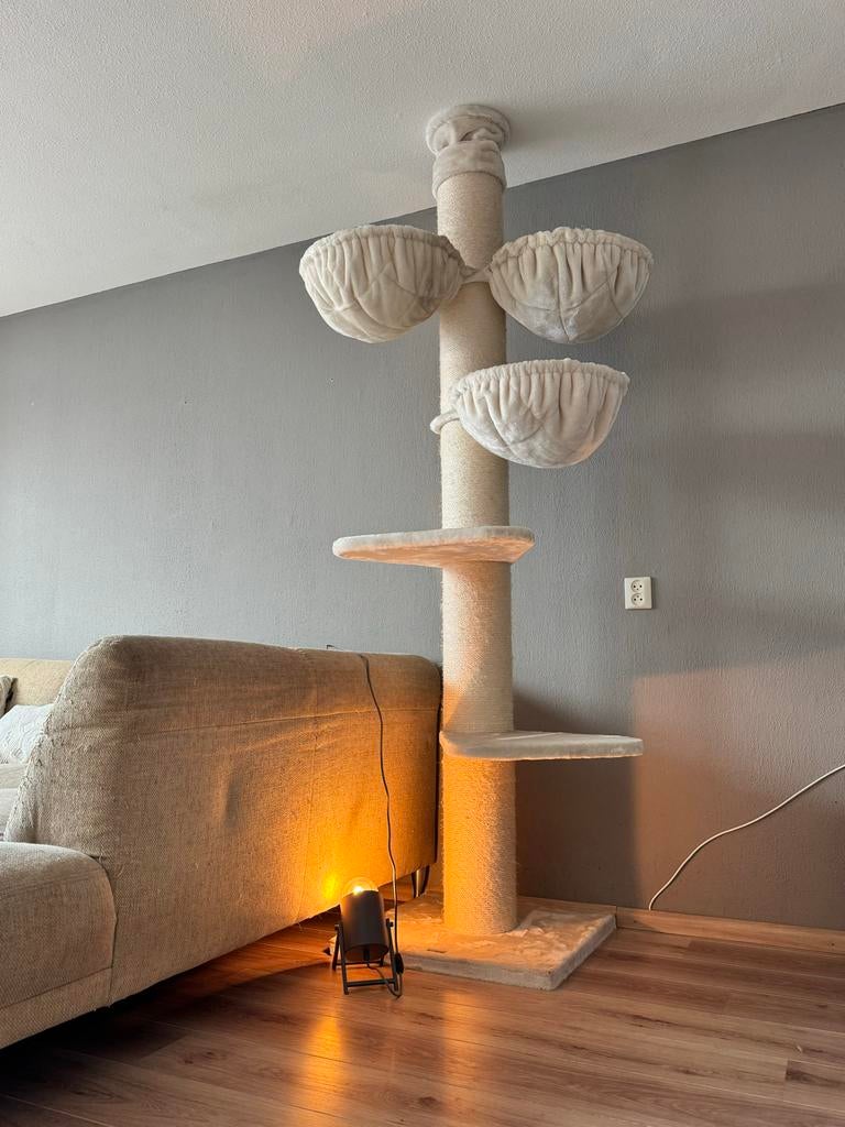 Krabpaal Maine Coon Tower PLUS Beige Plafondpaal Big Kats, Dieren en Toebehoren, Krabmeubelen, Ophalen, Gebruikt, Krabpaal