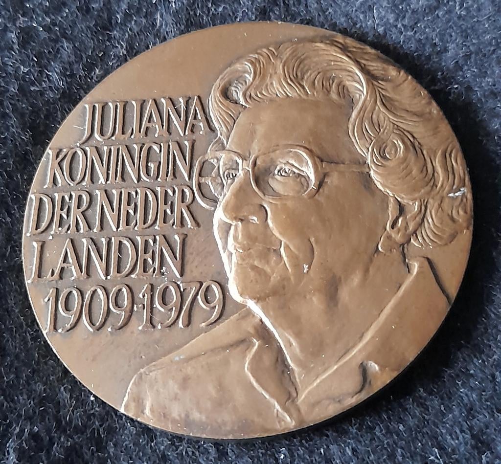 Bronzen penning Koningin Juliana 1909-1979, Postzegels en Munten, Ophalen of Verzenden, Brons, Nederland