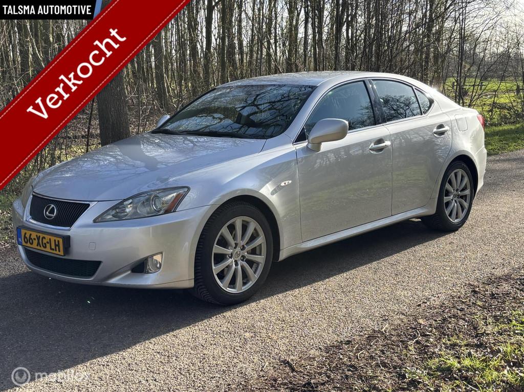 Lexus IS 250 Luxury | Leder | Navi | Trekhaak | Camera | NAP, Auto's, Lexus, Automaat, Achterwielaandrijving, Gebruikt, Parkeersensor