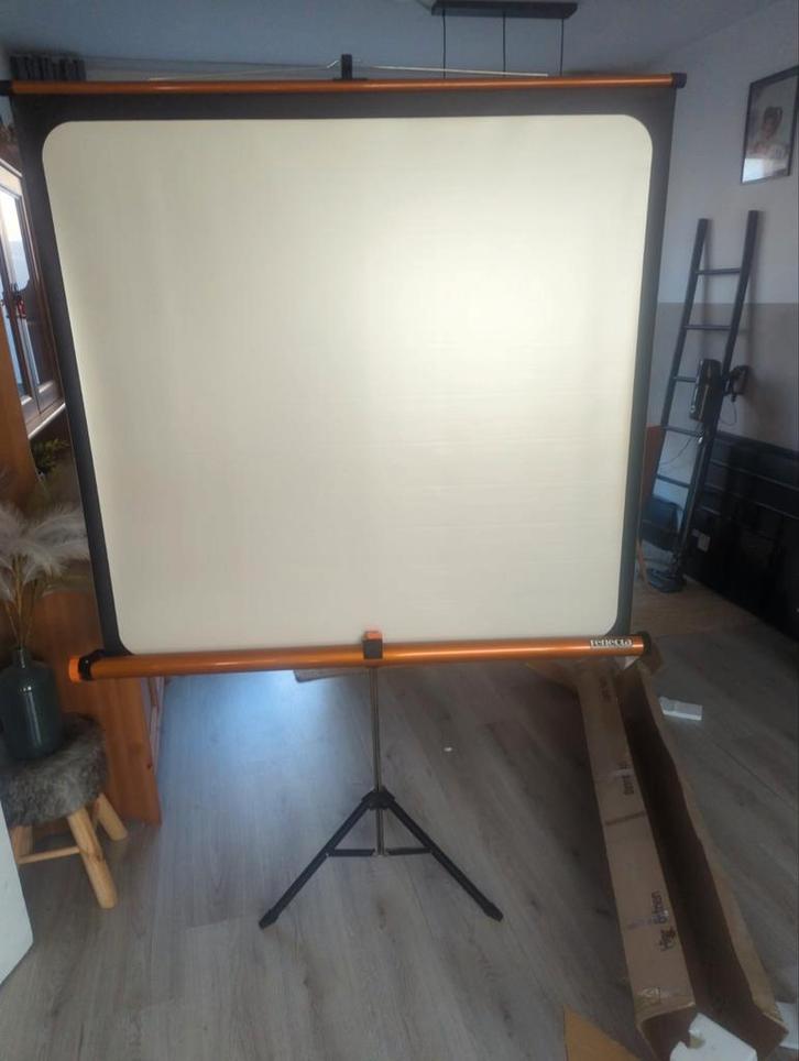 Projectiescherm op statief, Audio, Tv en Foto, Projectieschermen, Zo goed als nieuw, Handmatig, Ophalen of Verzenden