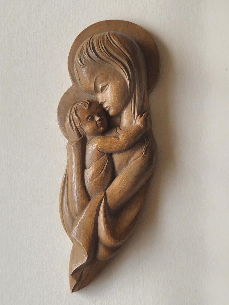 Beeldje  Madonna met kind. Gegoten kunsthars., Ophalen of Verzenden, Zo goed als nieuw, Beeld(je)
